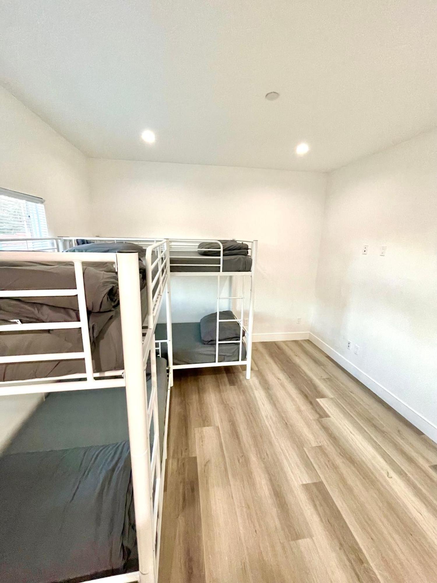 Modern Hostel Лос Анджелис Екстериор снимка
